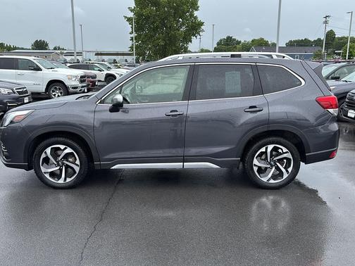 Magnetite Gray Metallic 2023 Subaru Forester Touring