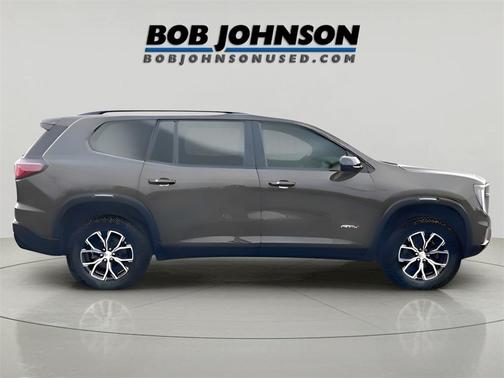 2024 GMC Acadia AWD AT4