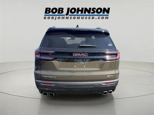 2024 GMC Acadia AWD AT4