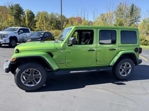 2020 Jeep Wrangler Unlimited Sahara