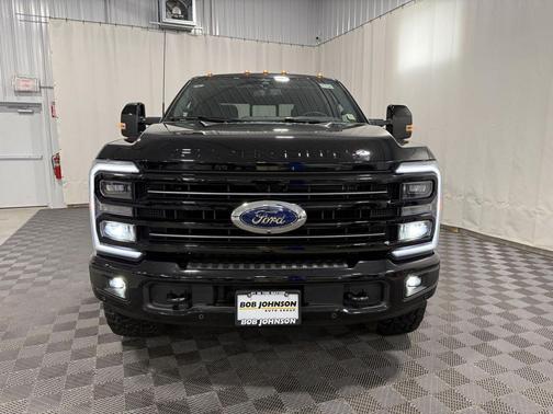 Agate Black Metallic 2025 Ford F-250 Platinum