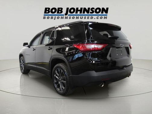 Mosaic Black Metallic 2021 Chevrolet Traverse RS