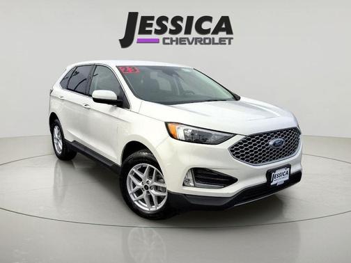 Star White Metallic Tri-Coat 2023 Ford Edge SEL