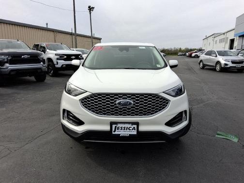 Star White Metallic Tri-Coat 2023 Ford Edge SEL