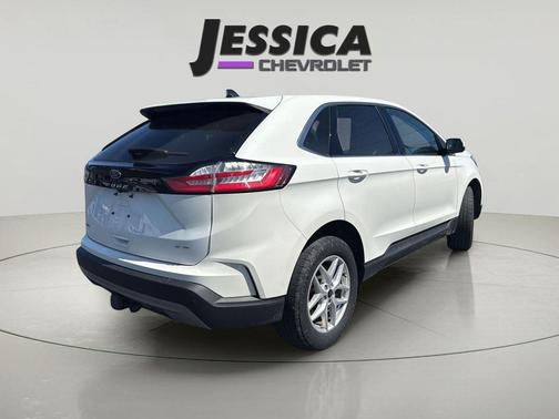 Star White Metallic Tri-Coat 2023 Ford Edge SEL