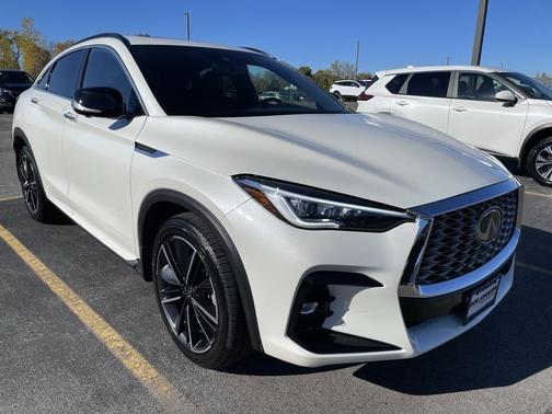 2022 INFINITI QX55 ESSENTIAL