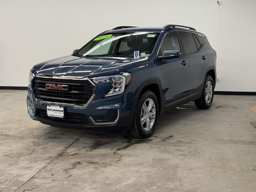 Downpour Metallic 2024 GMC Terrain SLE
