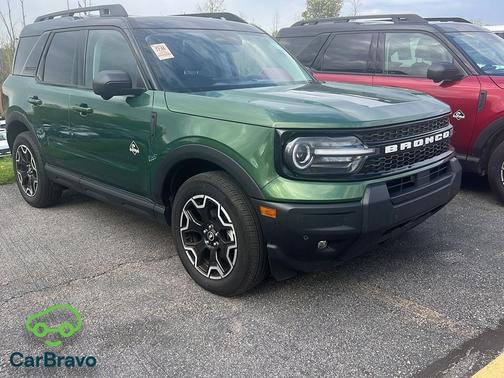 Eruption Green 2025 Ford Bronco Sport Outer Banks