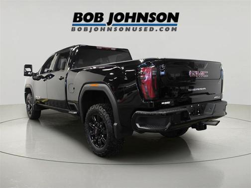 2024 GMC Sierra 2500 AT4