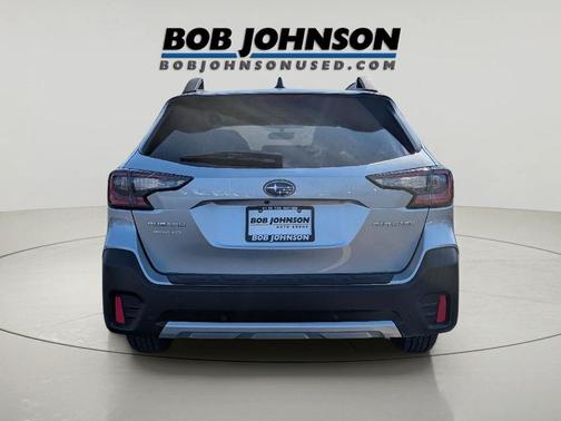 Ice Silver Metallic 2022 Subaru Outback Limited
