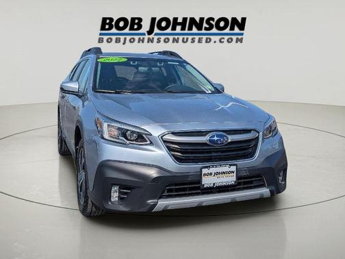 Ice Silver Metallic 2022 Subaru Outback Limited