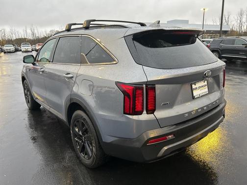 2021 Kia Sorento S
