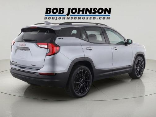 Sterling Metallic 2023 GMC Terrain SLE