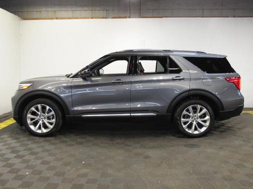 2022 Ford Explorer Platinum