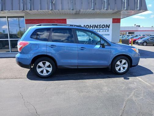 Quartz Blue Pearl 2015 Subaru Forester 2.5i Premium