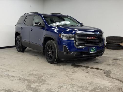 2023 GMC Acadia AWD AT4