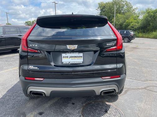 2020 Cadillac XT4 Premium Luxury