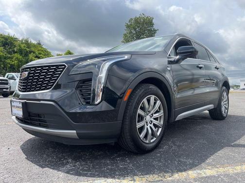 2020 Cadillac XT4 Premium Luxury
