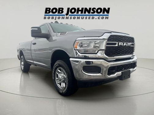 2024 RAM 2500 Tradesman Regular Cab 4x4 8' Box