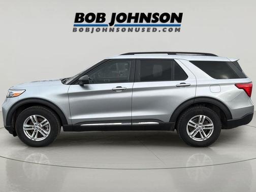 Iconic Silver Metallic 2023 Ford Explorer XLT
