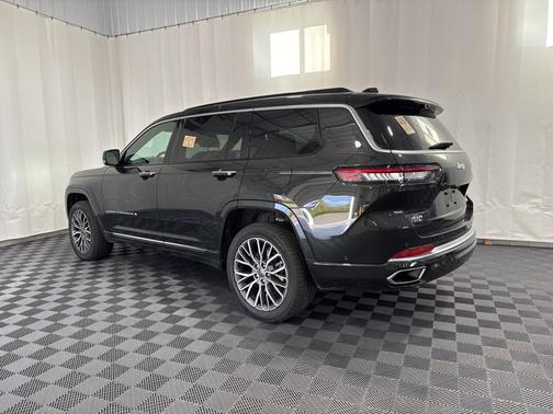 2024 Jeep Grand Cherokee L Summit Reserve