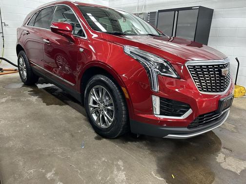 2021 Cadillac XT5 Premium Luxury
