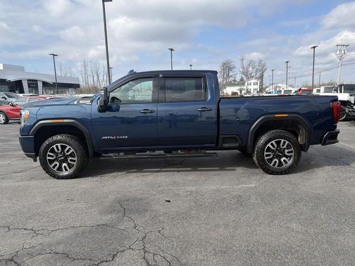 2023 GMC Sierra 2500 AT4