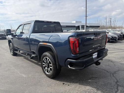 2023 GMC Sierra 2500 AT4