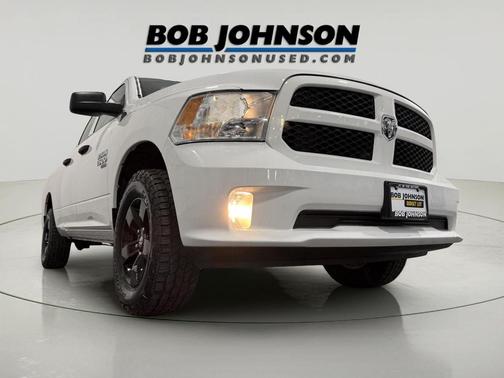 Bright White Clearcoat 2019 RAM 1500 Express