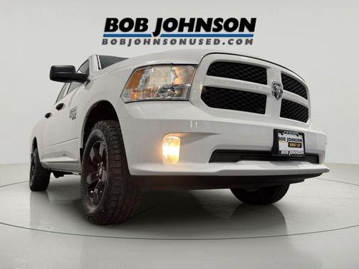 Bright White Clearcoat 2019 RAM 1500 Express