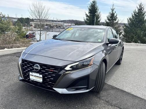 Gun Metallic 2023 Nissan Altima SR Intelligent AWD