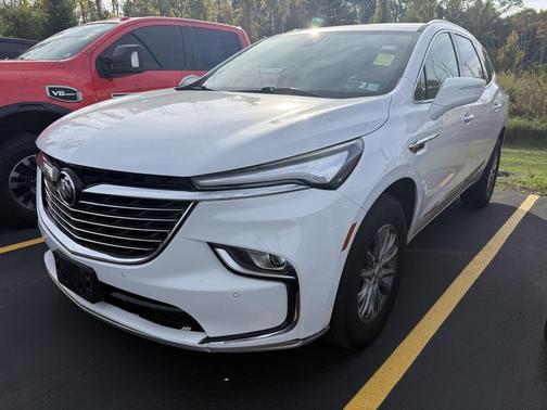 2023 Buick Enclave Essence AWD