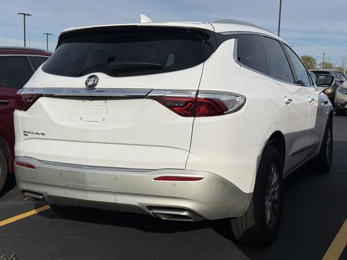 2023 Buick Enclave Essence AWD