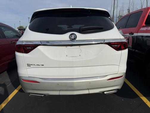 2023 Buick Enclave Essence AWD