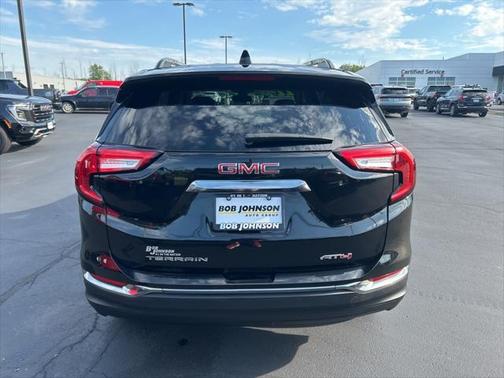 2022 GMC Terrain AWD AT4