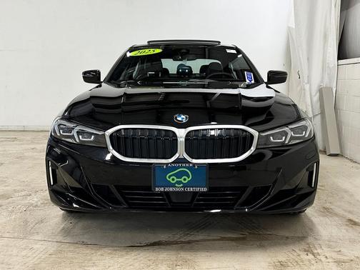 2025 BMW 330 xDrive