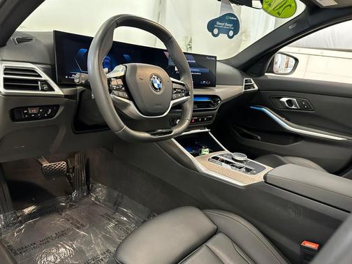 2025 BMW 330 xDrive