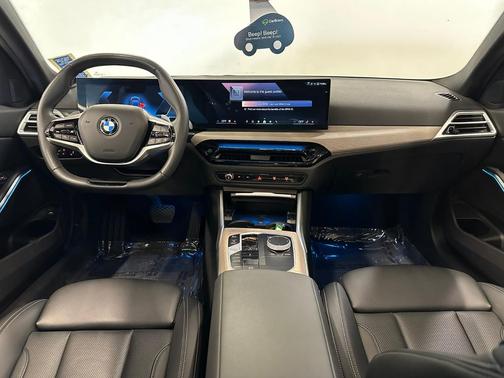 2025 BMW 330 xDrive