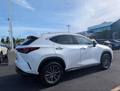 Eminent White Pearl 2025 Lexus NX 350 Premium