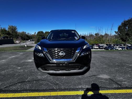 2022 Nissan Rogue S
