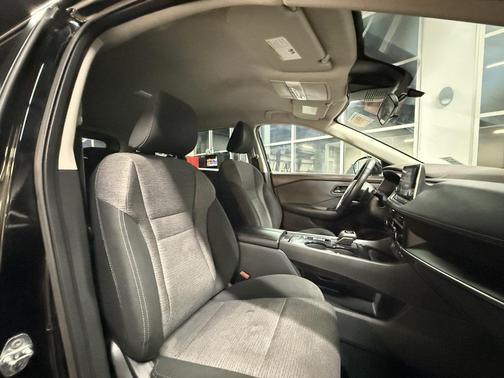 2022 Nissan Rogue S