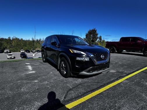 2022 Nissan Rogue S
