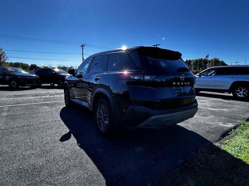 2022 Nissan Rogue S