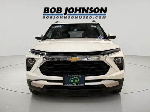 Summit White 2025 Chevrolet Trailblazer LT