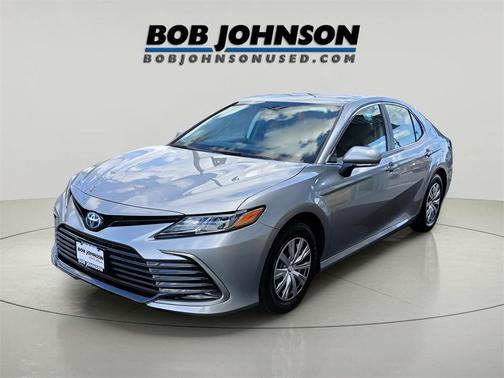 2024 Toyota Camry Hybrid LE