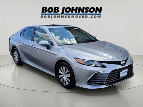 2024 Toyota Camry Hybrid LE