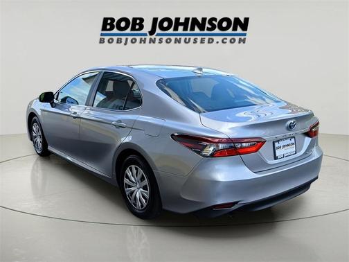 2024 Toyota Camry Hybrid LE