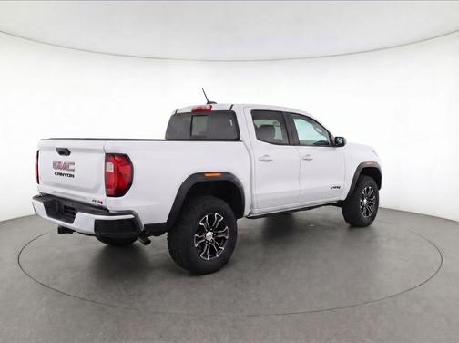 Summit White 2023 GMC Canyon AT4
