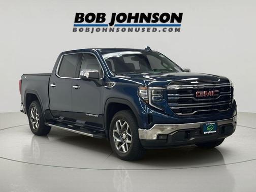 2022 GMC Sierra 1500 SLT