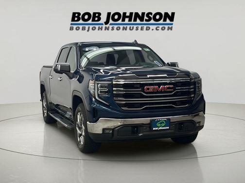 2022 GMC Sierra 1500 SLT